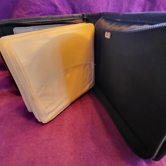 Cd/Dvd case - Picture 2 of 3